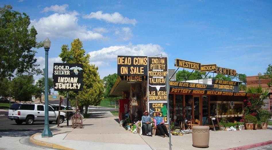 Boulder City Facts, Boulder-City souvenir store in downtown
