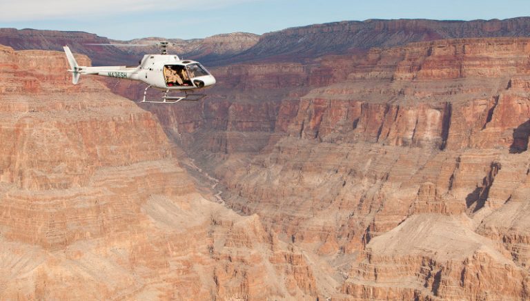 Adventure & Outdoors, helicopter tour in grand canyon